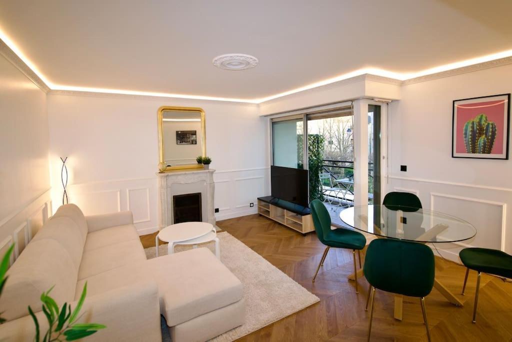 Parisian Style Apartment 迈松阿尔福 外观 照片
