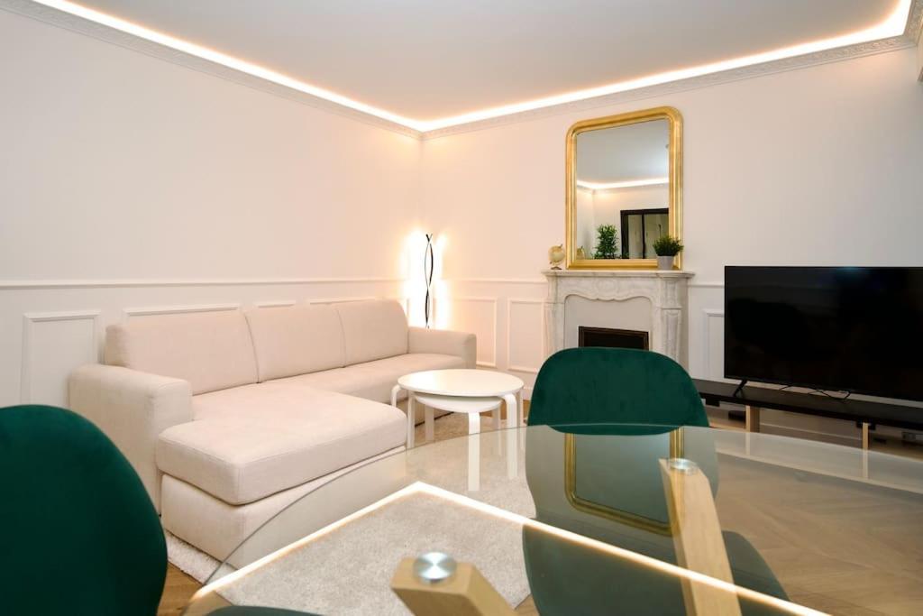 Parisian Style Apartment 迈松阿尔福 外观 照片